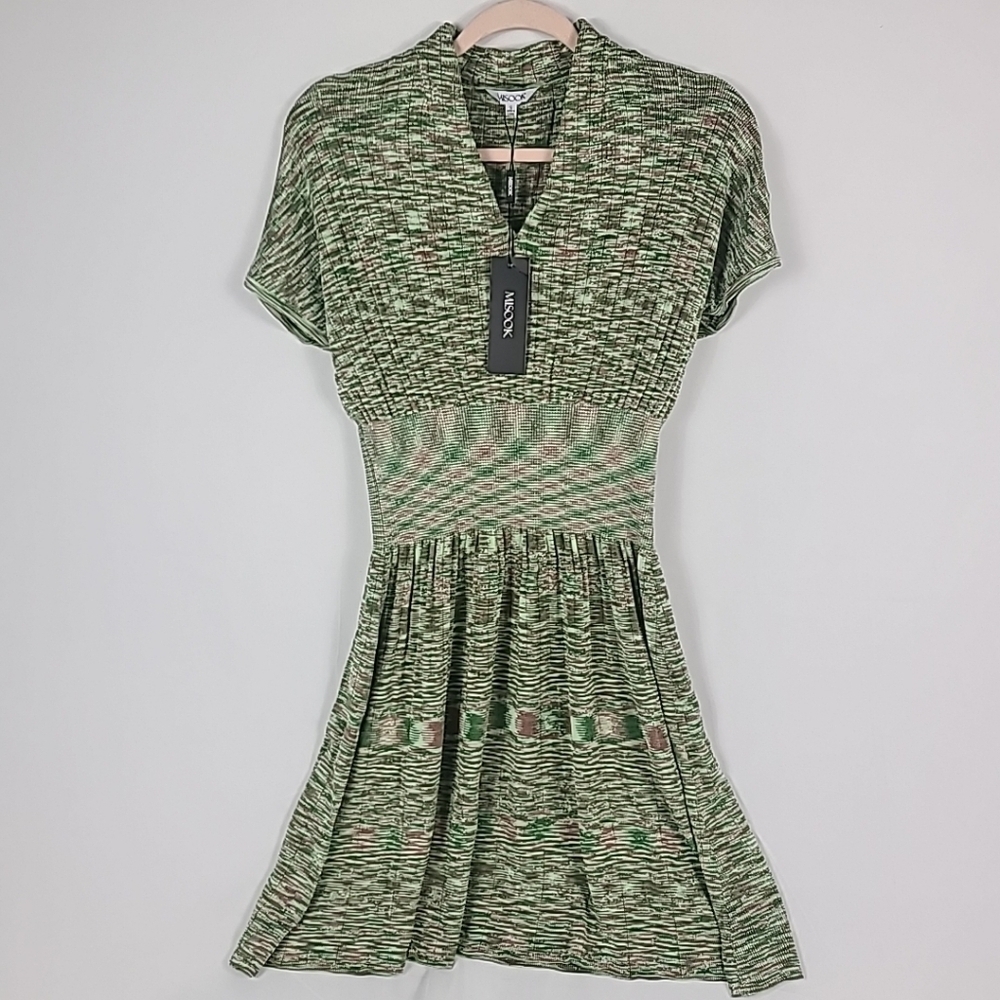 NEW Misook Mini Fit & Flare Green Dress V-neck Pleated Knit Size S MSRP $348 NWT